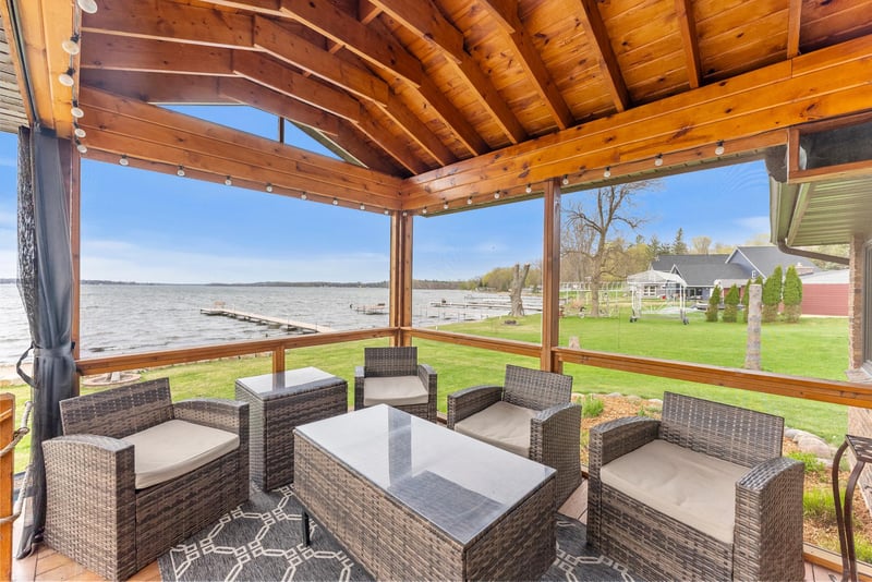 51715 Belle Isle Dr, Rush City, MN 55069