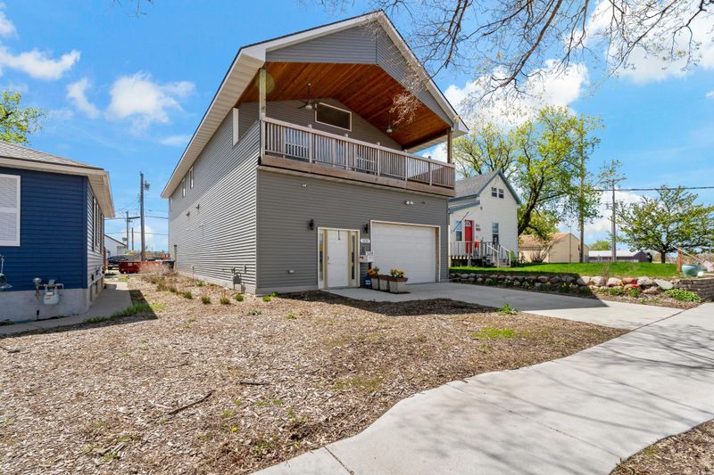 1634 Breda Ave, Saint Paul, MN 55108