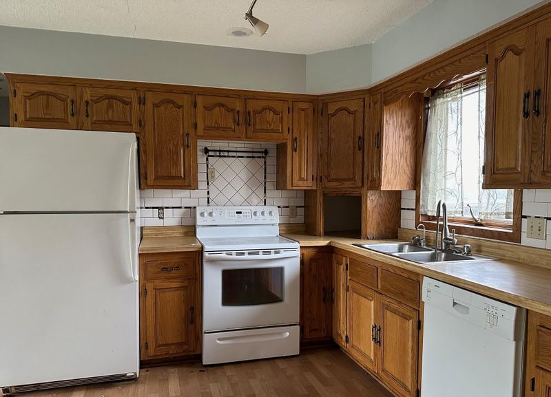 5009 Independence St, Maple Plain, MN 55359