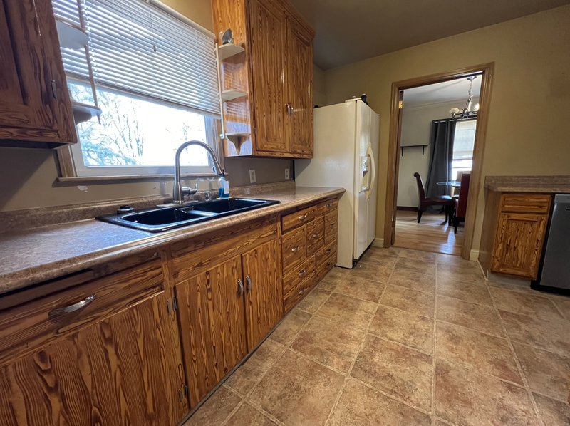 5079 Main St E, Maple Plain, MN 55359