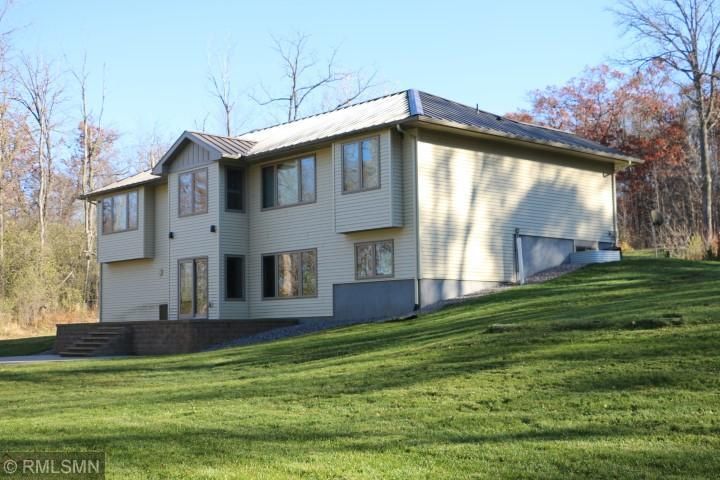 5686 Galaxy Rd, Saint Augusta, MN 56301