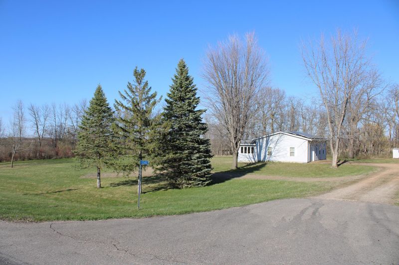 12602 Major Ave, Glencoe, MN 55336