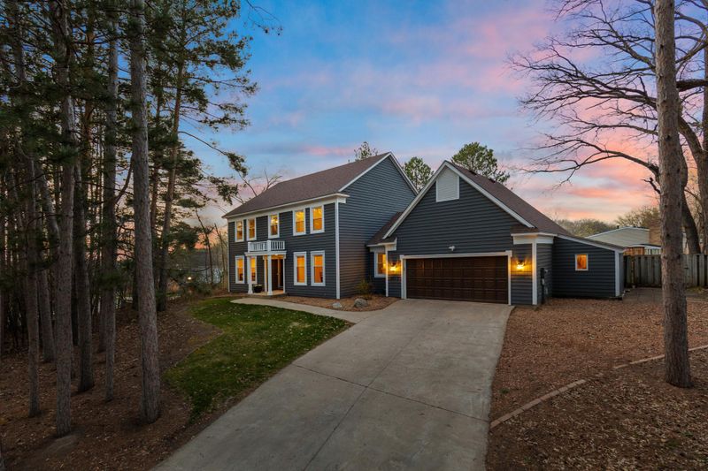 5517 Conifer Trl, Minnetonka, MN 55345
