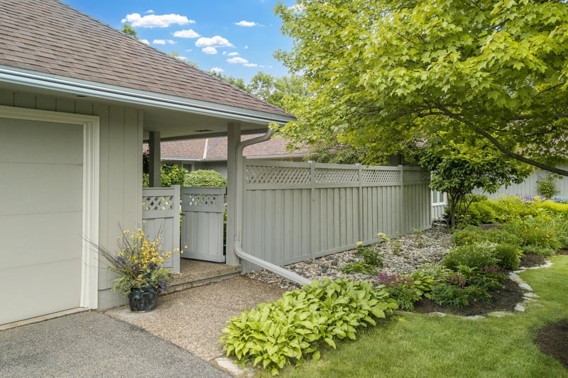 4970 Sussex Pl, Shorewood, MN 55331