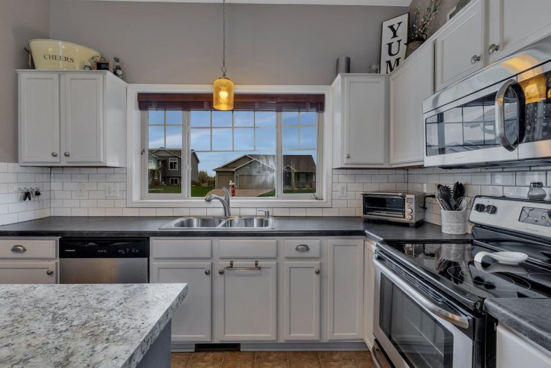 3231 Orchard Ave NE, Sauk Rapids, MN 56379