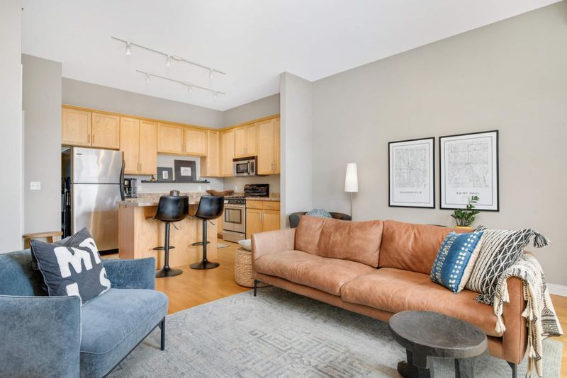 370 Marshall Ave #402, Saint Paul, MN 55102