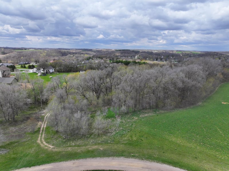 171 15th Ave NE, Mazeppa, MN 55956