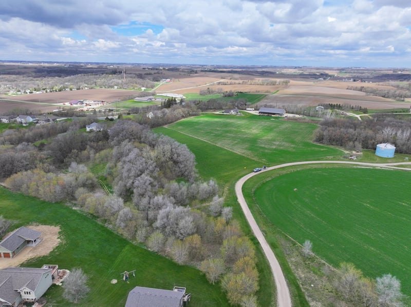 171 15th Ave NE, Mazeppa, MN 55956