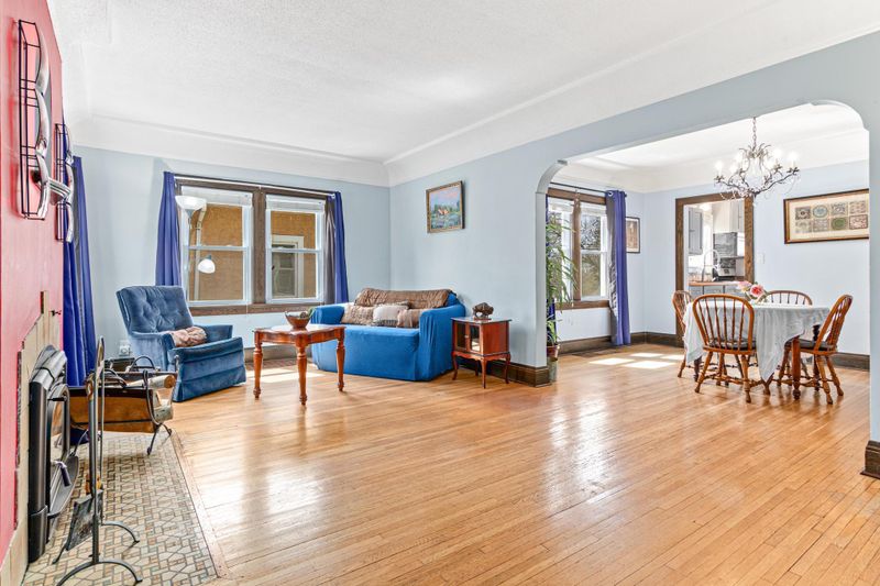 1369 Edgerton St, Saint Paul, MN 55130