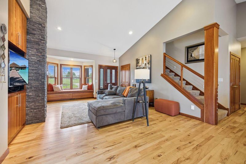 11095 Hollister Ave NW, Maple Lake, MN 55358