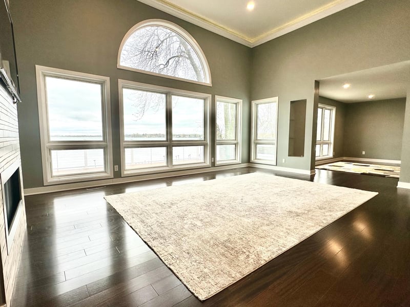 730 Lake Ct, Worthington, MN 56187