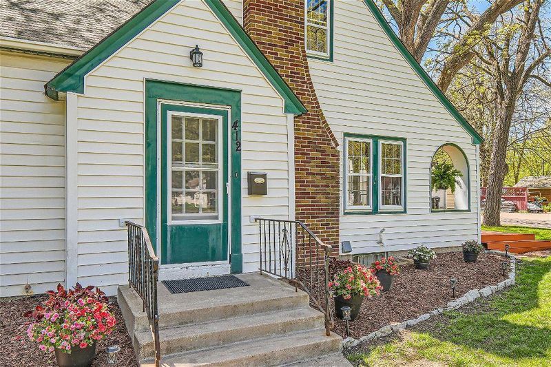 412 Fremont St, Anoka, MN 55303
