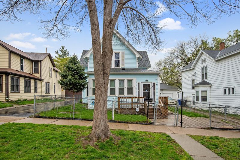 728 5th St E, Saint Paul, MN 55106