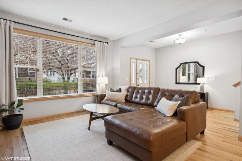 8515 Forestview Ln N, Maple Grove, MN 55369