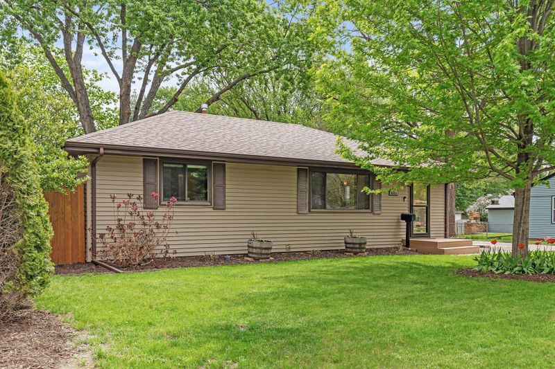 8315 12th Ave S, Bloomington, MN 55425
