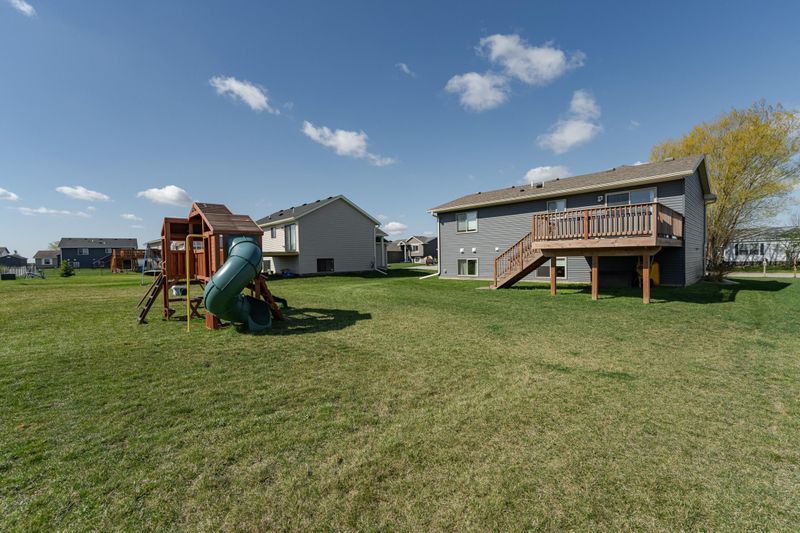 96 5th Ave SE, Kasson, MN 55944