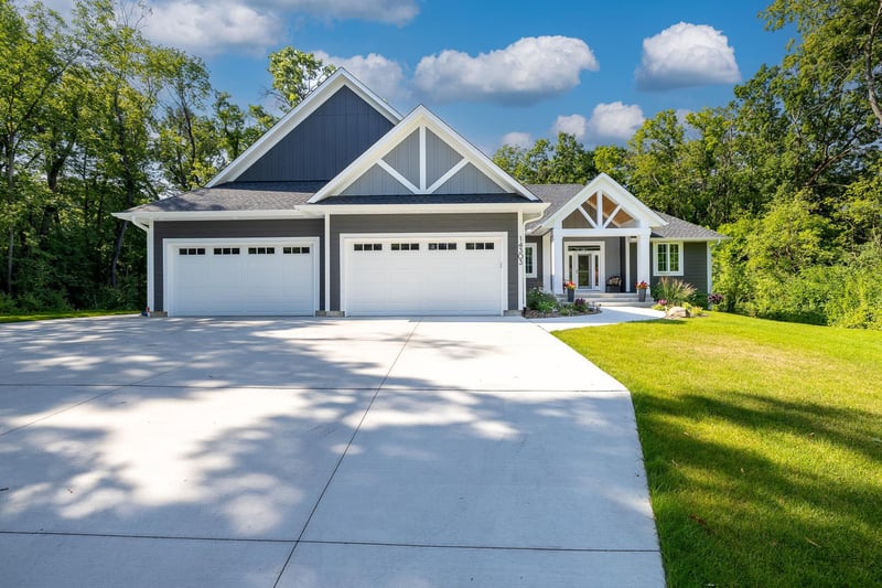 14303 Oakwood Road Extension, Minnetonka, MN 55345