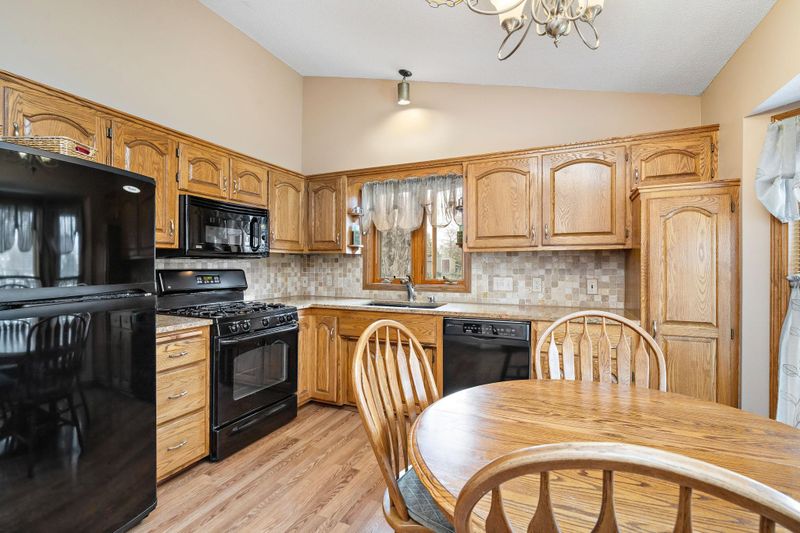 10959 Xylon Ct, Champlin, MN 55316