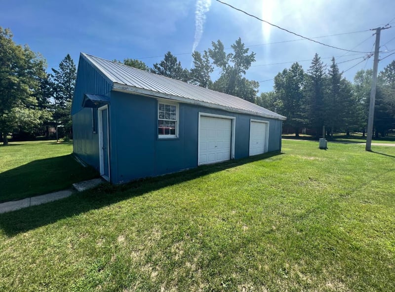 106 N Power St, Hewitt, MN 56453