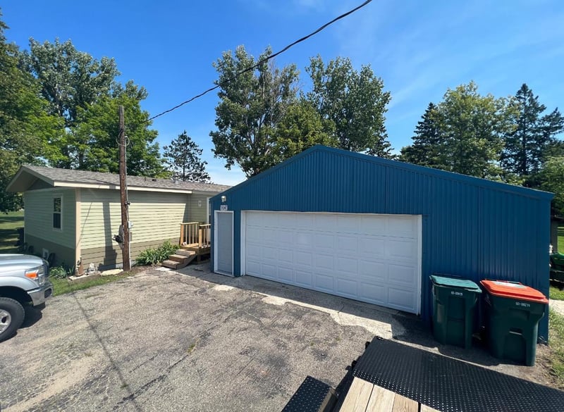 106 N Power St, Hewitt, MN 56453