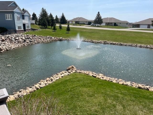 329 Ashley Ln, Alexandria, MN 56308
