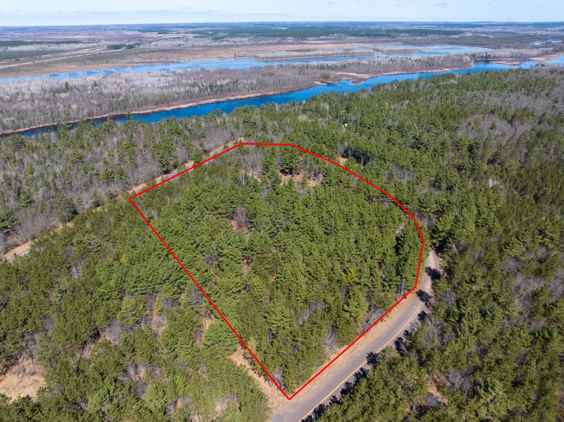 14035 S Blackberry Ln, Gordon, WI 54838