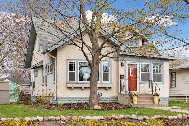 4308 42nd Ave S, Minneapolis, MN 55406