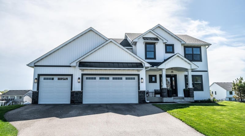 212 Tower Ave, Dundas, MN 55019