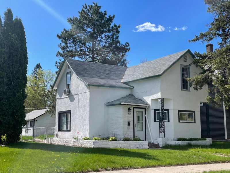 519 3rd Ave NE, Brainerd, MN 56401