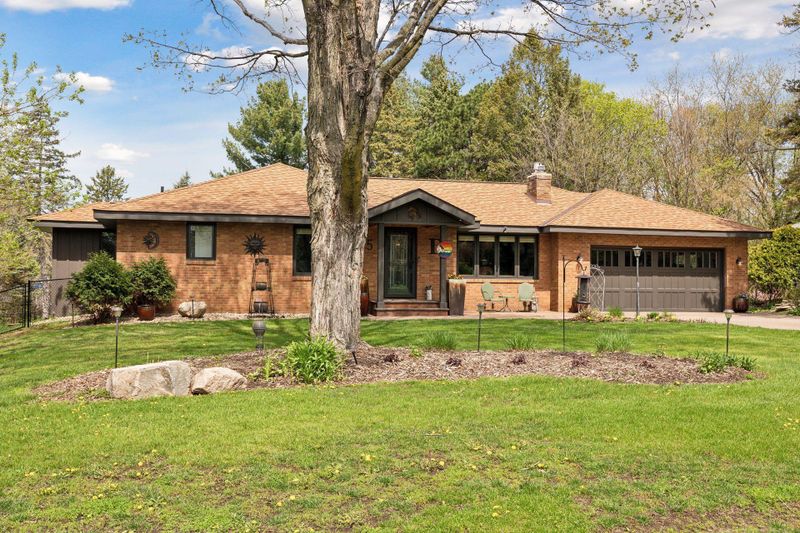 5 Dorset Rd, Mendota Heights, MN 55118
