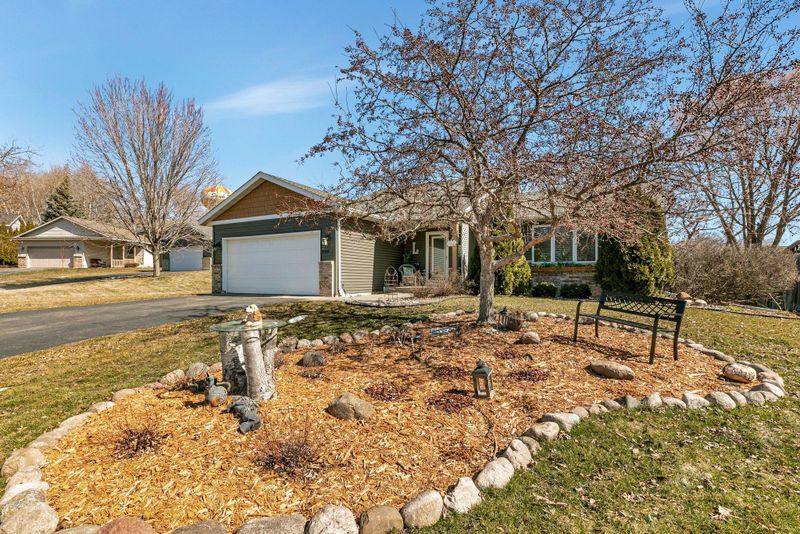 1109 Summit Way, Sauk Rapids, MN 56379