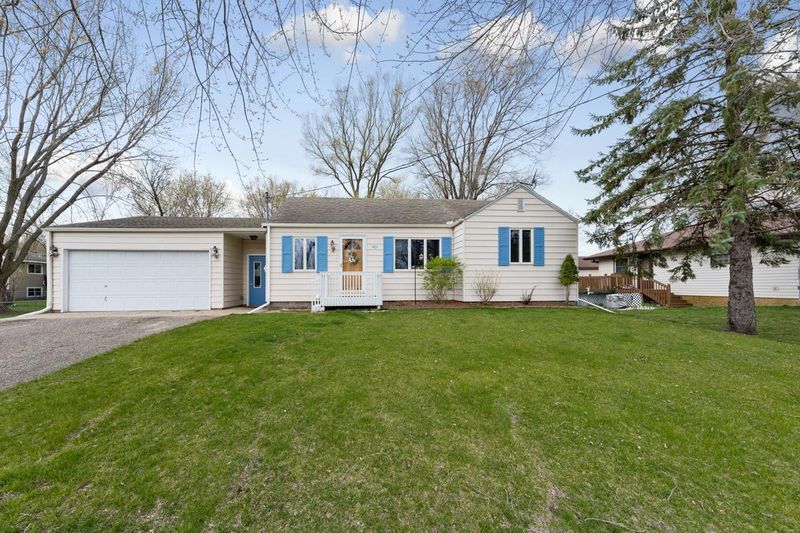 401 2nd St SW, Morristown, MN 55052