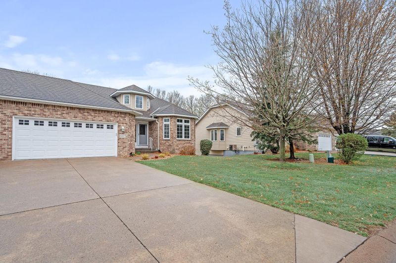 14237 Blackfoot St NW, Andover, MN 55304
