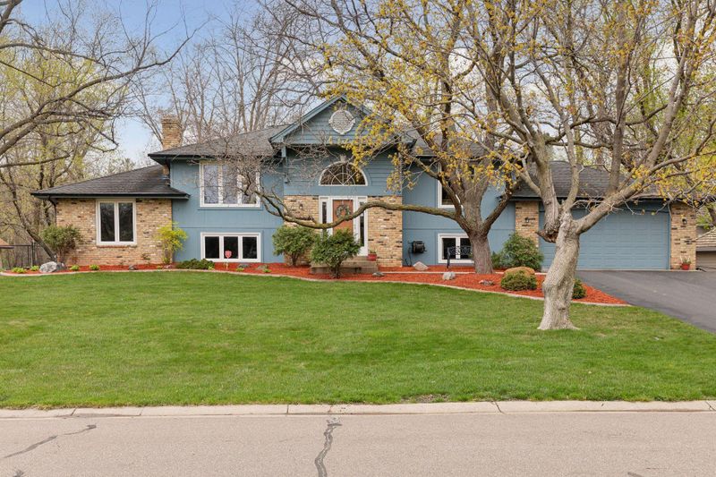 10390 29th Ave N, Plymouth, MN 55441