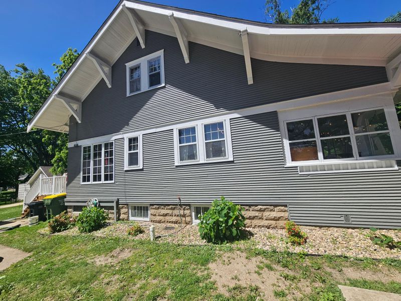 131 W Maple St, Edgerton, MN 56128