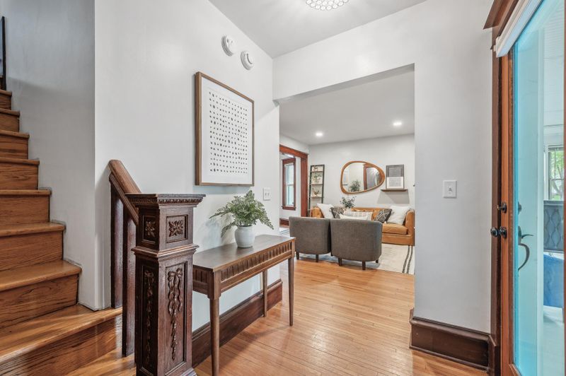 371 Warwick St, Saint Paul, MN 55105