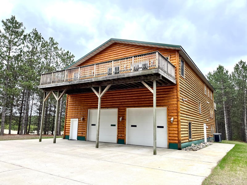 23700 Wilderness Dr, Verndale, MN 56481