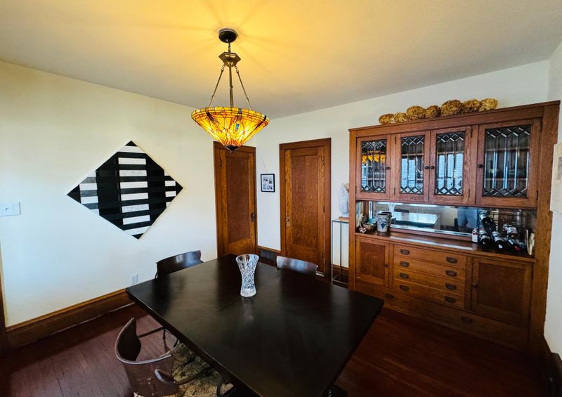 320 Pine St, Red Wing, MN 55066
