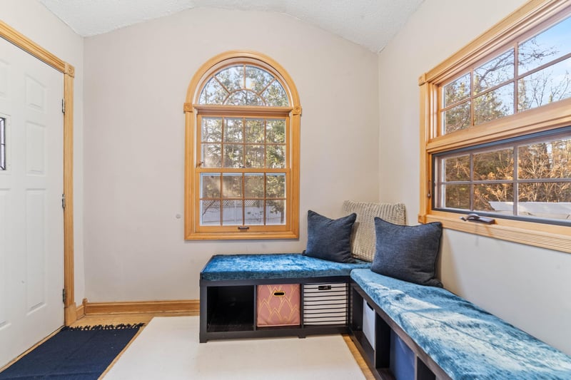 3501 Long Lake Rd, Gilbert, MN 55741