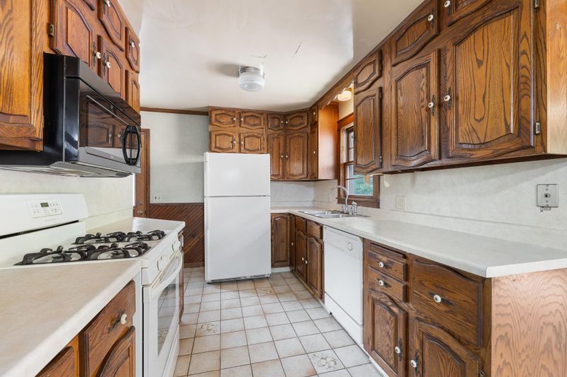 1279 Clarence St, Saint Paul, MN 55106