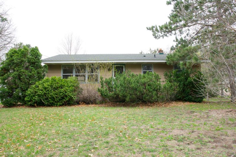 39288 Hemingway Ave, North Branch, MN 55056