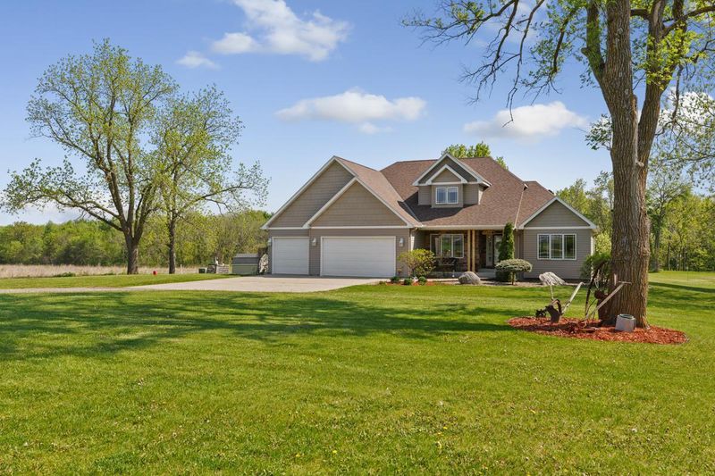 2810 130th St W, Faribault, MN 55021