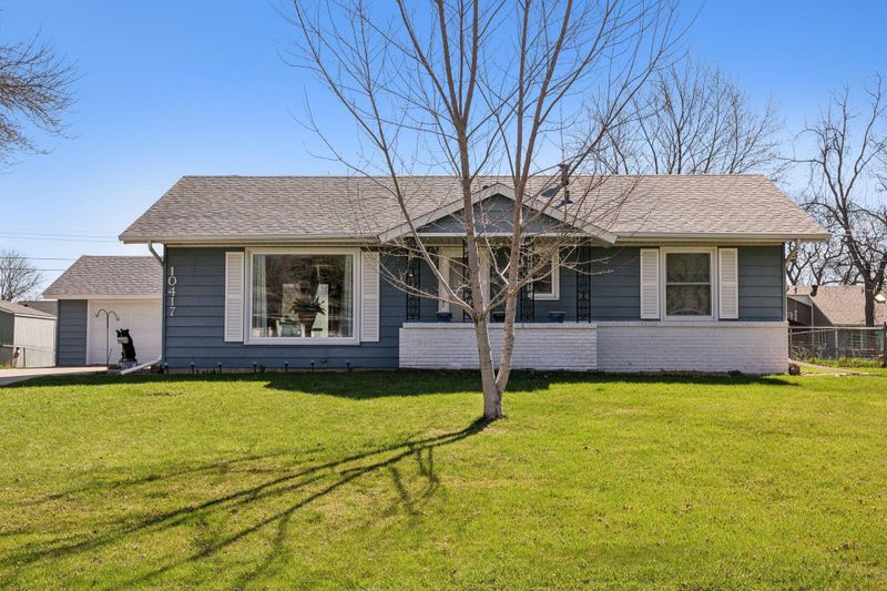 10417 Zion St NW, Minneapolis, MN 55433
