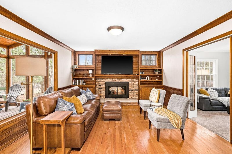 1922 Valhalla Dr, Duluth, MN 55811