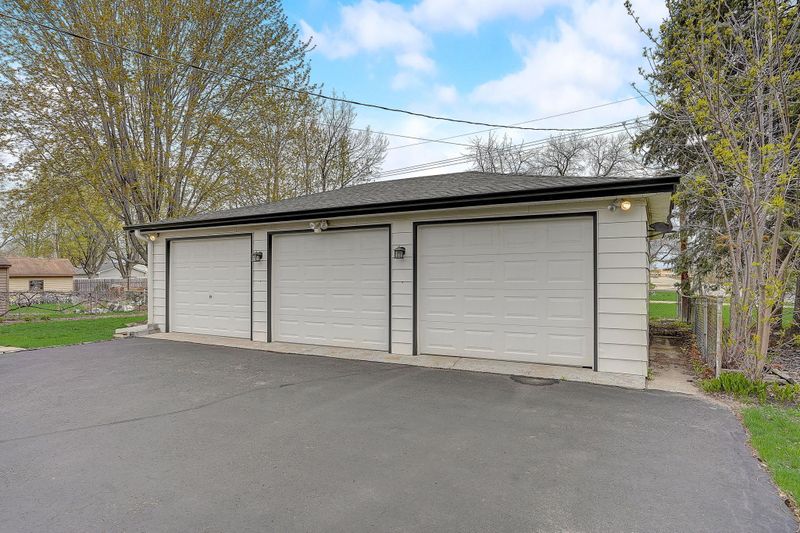 711 Marigold Ter NE, Minneapolis, MN 55432