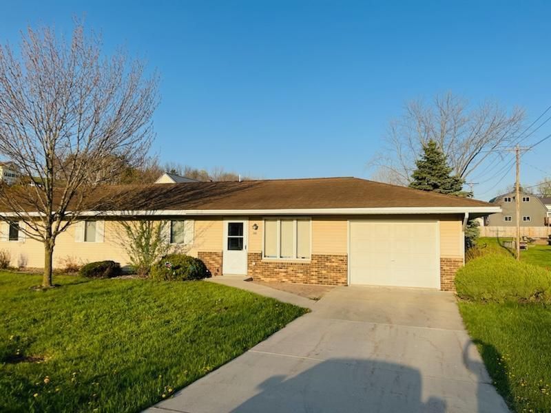 500 Saint Paul St NW, Preston, MN 55965