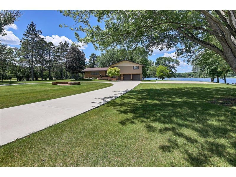 29529 Kraemer Lake Rd, Saint Joseph, MN 56374