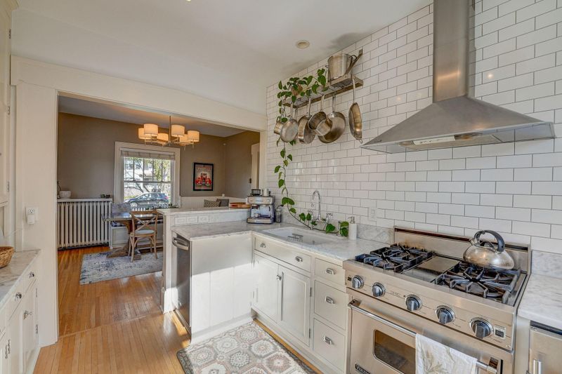 3301 Emerson Ave S, Minneapolis, MN 55408
