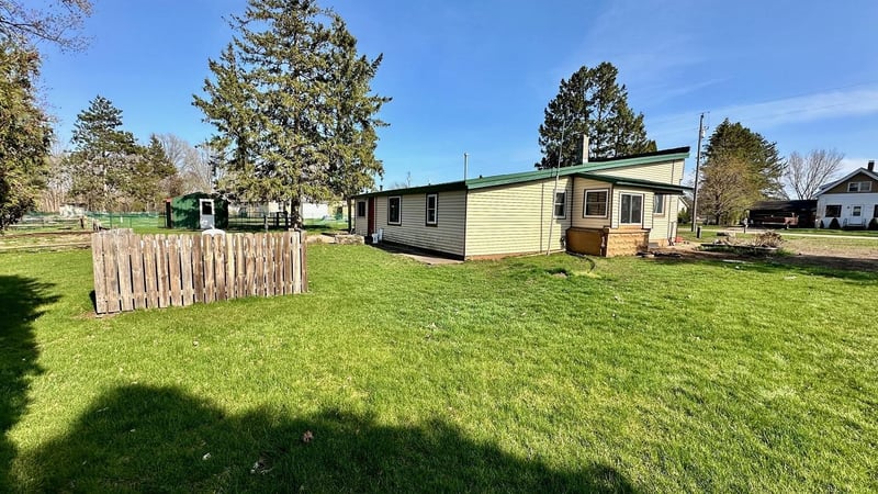 E7261 160th Ave, Mondovi, WI 54755