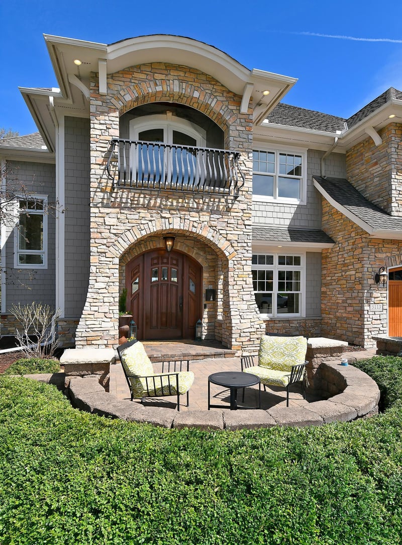 5113 Mirror Lakes Dr, Edina, MN 55436